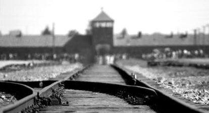 83. rocznica pierwszego transportu Polaków do Auschwitz: Smutna wiadomość na peronach